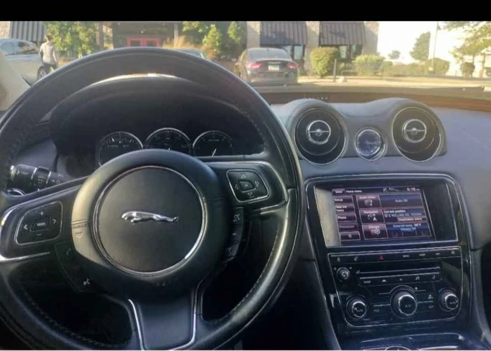 2013 Jaguar X351 XJ - Image 7 of 9