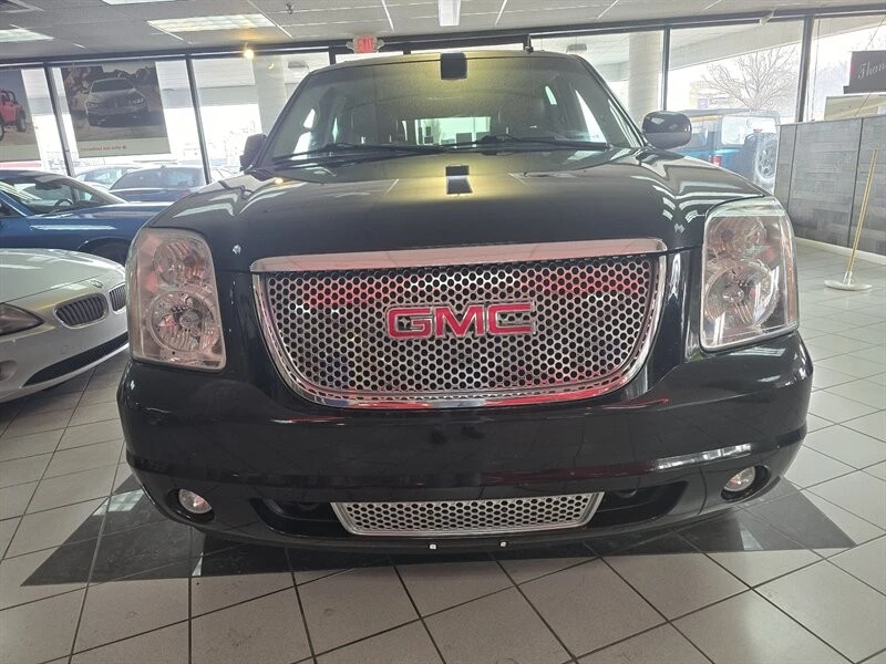2013 GMC Yukon 3rd Gen - Image 2 of 4
