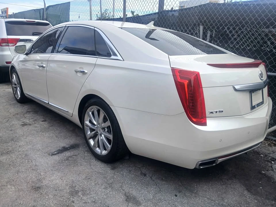 2013 Cadillac XTS - Image 2 of 5