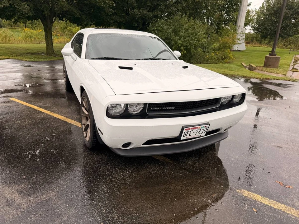 2013 Dodge Challenger 3rd Gen - Image 3 of 13
