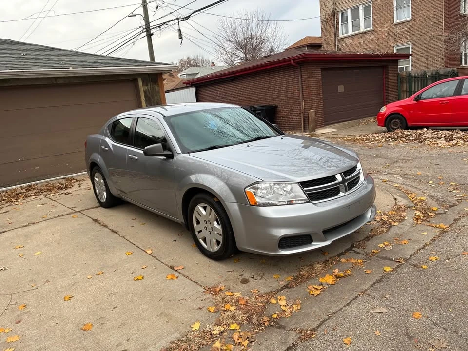 2013 Dodge Avenger Sedan - Image 2 of 8