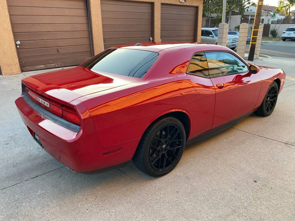 2013 Dodge Challenger 3rd Gen - Image 6 of 17