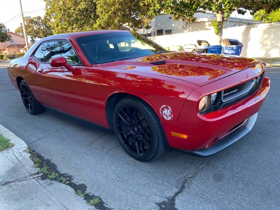 2013 Dodge Challenger 3rd Gen - Image 3 of 15
