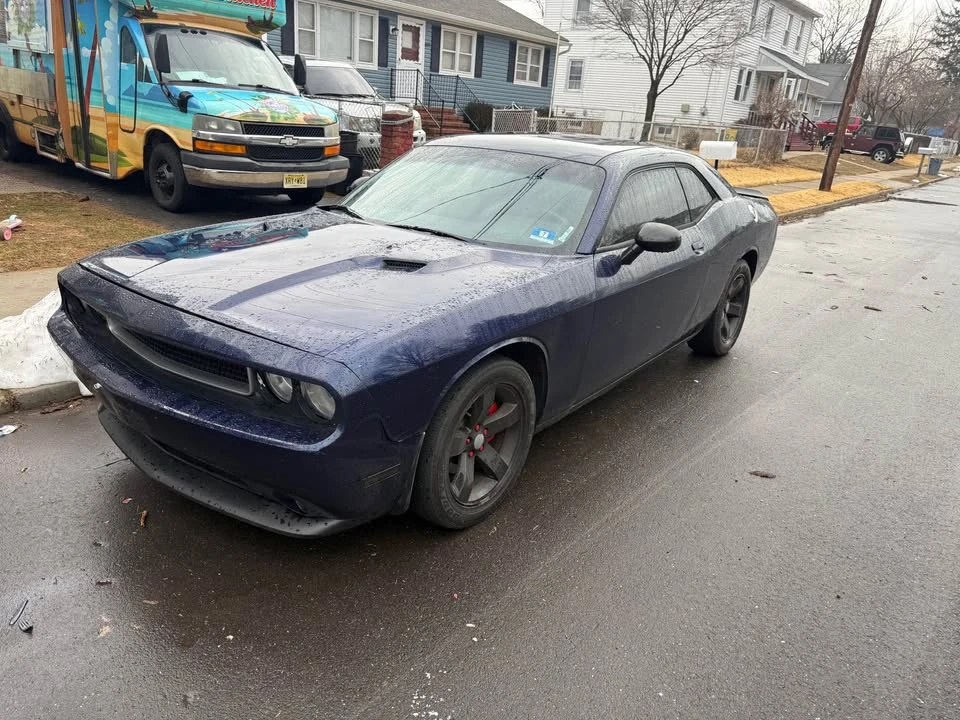 2013 Dodge Challenger 3rd Gen - Image 2 of 4