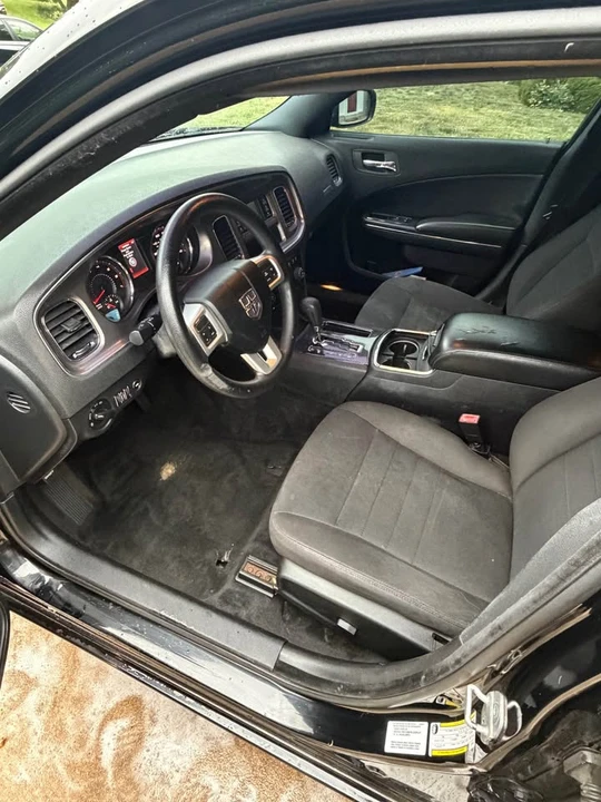 2013 Dodge Charger 7th Gen - Image 6 of 8