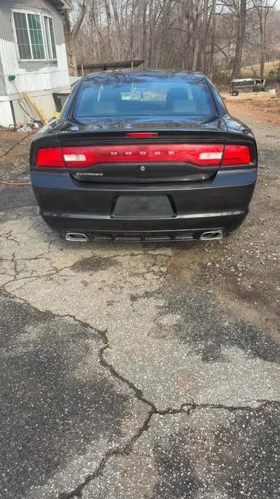 2013 Dodge Charger SRT & 392 7th Gen - Image 2 of 7