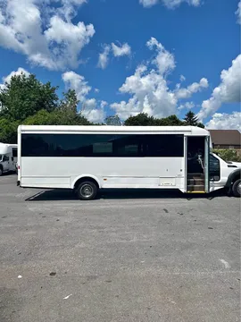 2013 Ford F550 Limo Bus