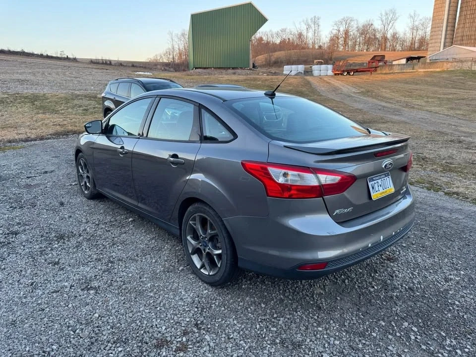 2013 Ford Focus 3rd Gen - Image 3 of 10