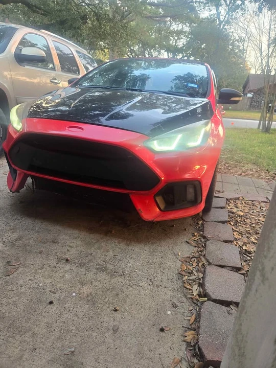 2013 Ford Focus 3rd Gen - Image 2 of 10