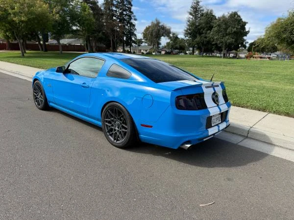 2013 Ford S197 Mustang - Image 2 of 9