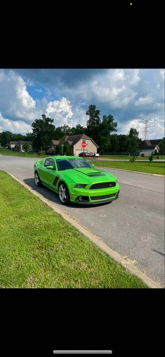 2013 Ford S197 Mustang - Image 2 of 9
