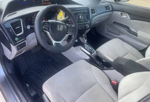 2013 Honda Civic 9th Gen - Image 3 of 13