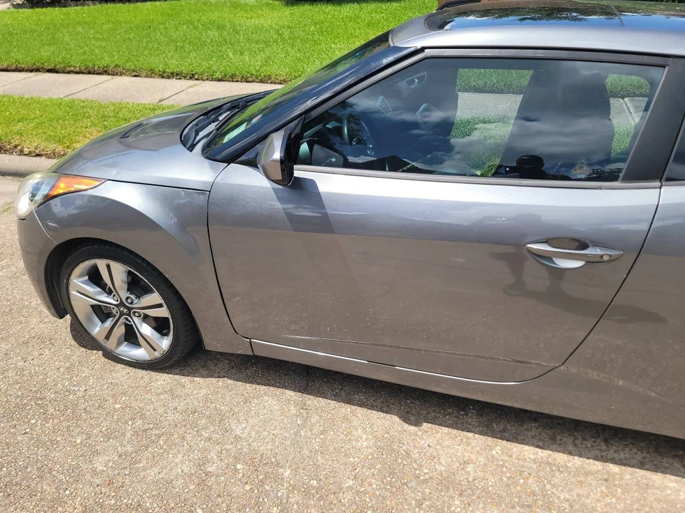 2013 Hyundai Veloster - Image 19 of 21