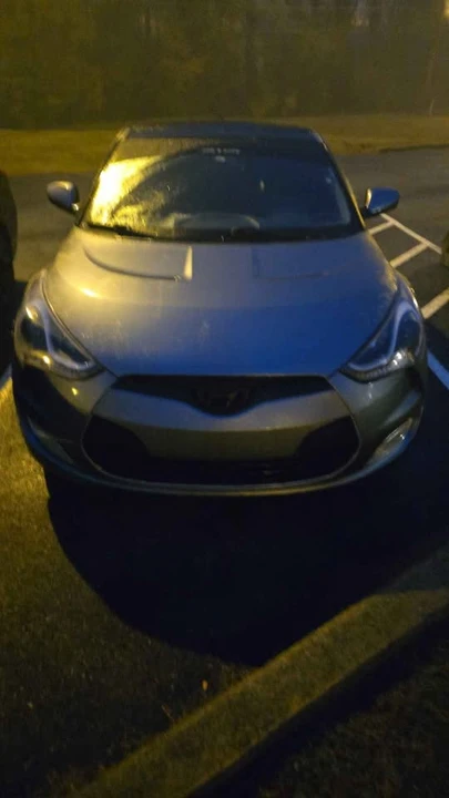 2013 Hyundai Veloster - Image 2 of 10