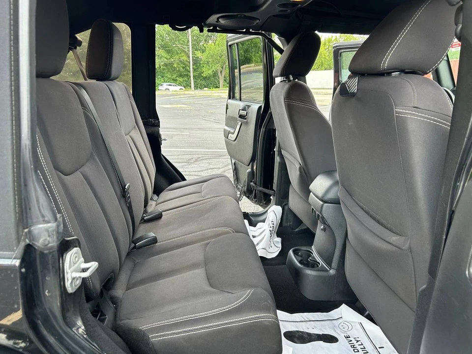2014 Jeep JK Wrangler - Image 14 of 15