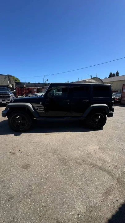 2013 Jeep JK Wrangler - Image 2 of 9