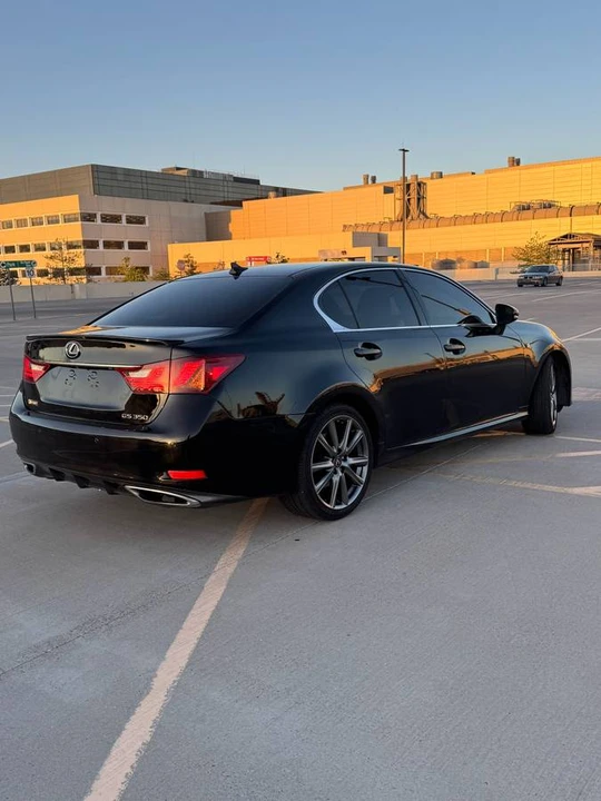 2013 Lexus GS 4th Gen - Image 5 of 21