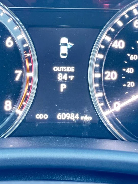 2013 Lexus GS 4th Gen - Image 11 of 21