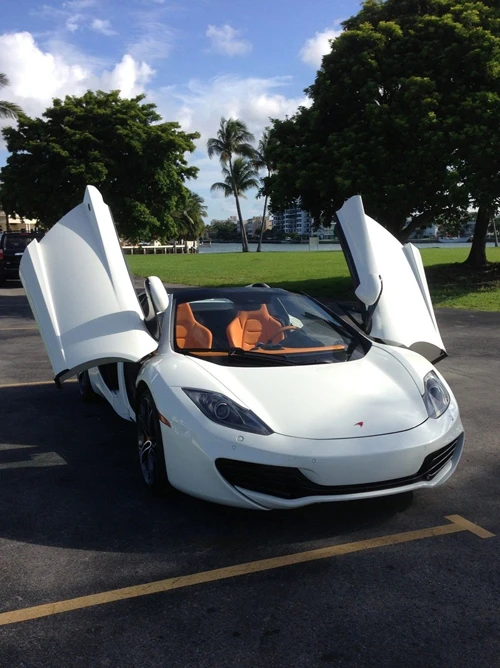 2013 McLaren MP4-12C Spider - Image 2 of 5