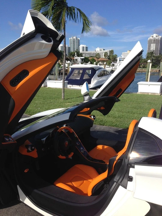 2013 McLaren MP4-12C Spider - Image 5 of 5