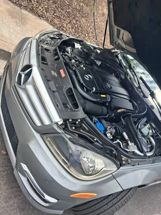 2013 Mercedes-Benz W204 C-Class - Image 6 of 9