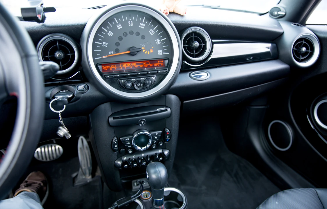 2013 Mini Mini John Cooper Works 2nd Gen - Image 5 of 15
