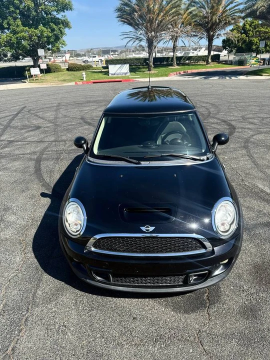 2013 Mini Mini 2nd Gen - Image 2 of 16