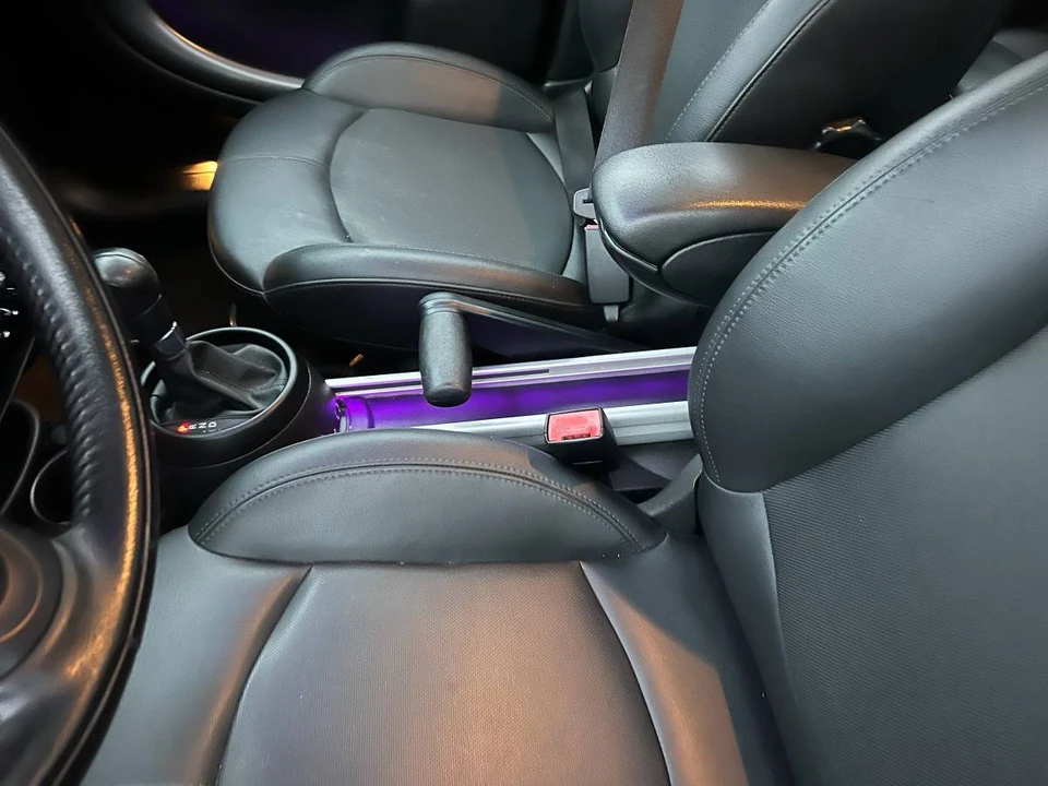 2013 Mini Countryman 1st Gen - Image 12 of 17