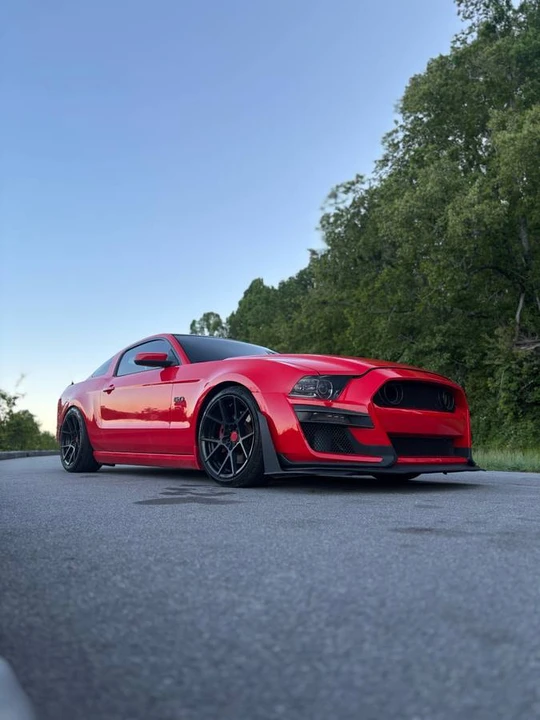 2013 Ford S197 Mustang - Image 2 of 8