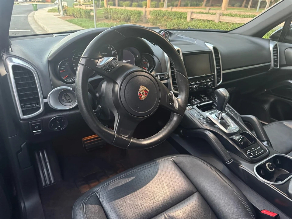 2013 Porsche 958 Cayenne - Image 7 of 12