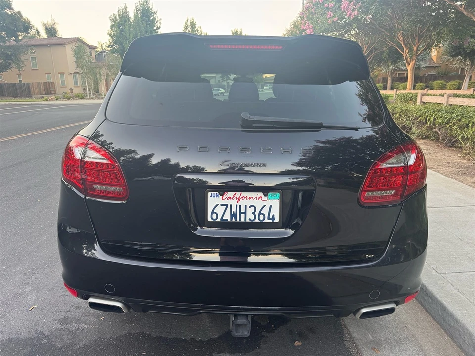 2013 Porsche 958 Cayenne - Image 5 of 12
