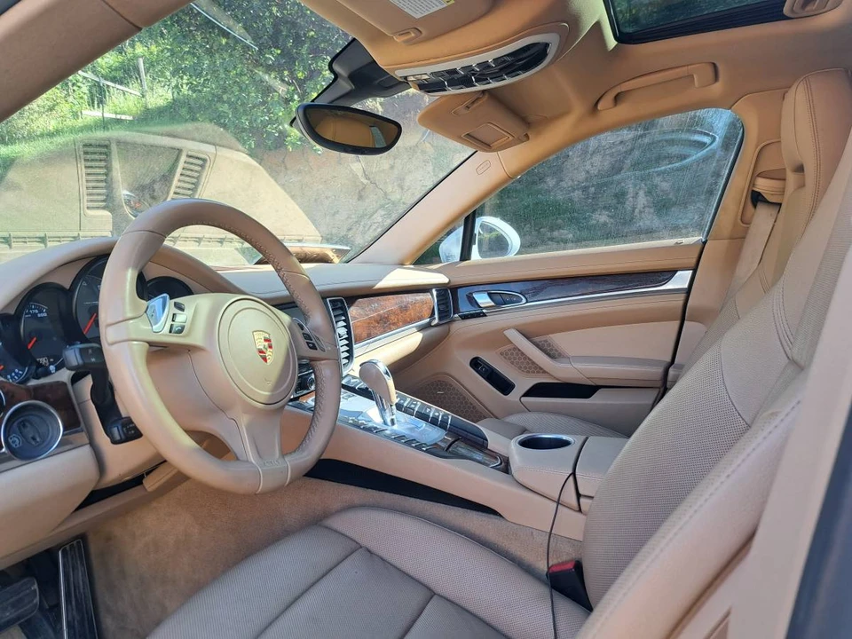 2013 Porsche Panamera - Image 5 of 7