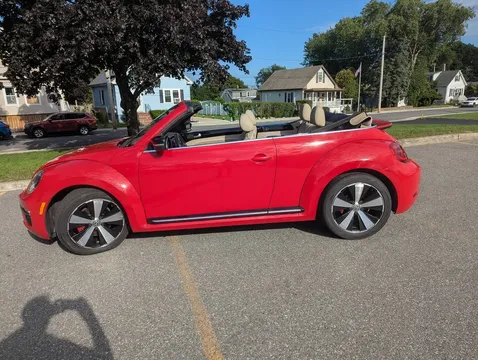 2013 Volkswagen Beetle Convertible