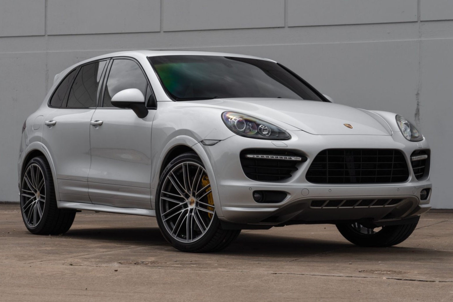 2013 Porsche Cayenne GTS
