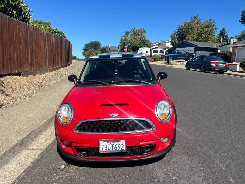 2013 Mini Mini 2nd Gen - Image 4 of 13
