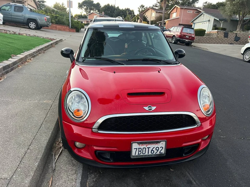 2013 Mini Mini 2nd Gen - Image 3 of 15
