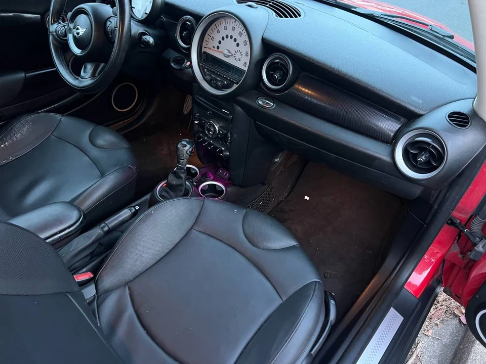 2013 Mini Mini 2nd Gen - Image 10 of 14