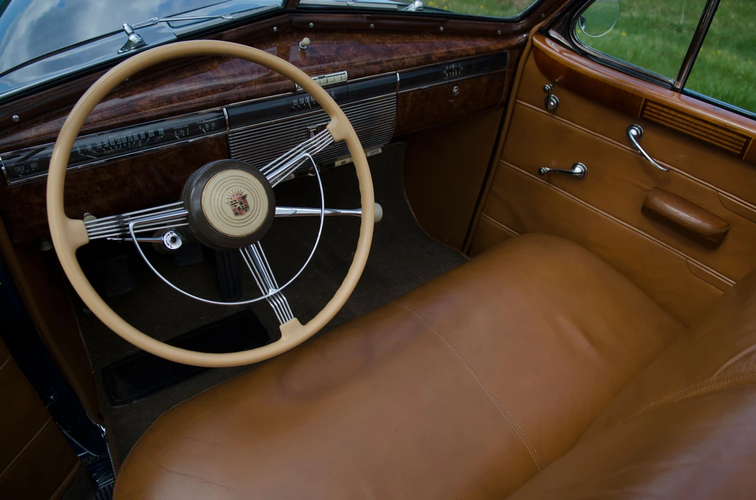 2014 Cadillac Series 70 & 75 - Image 30 of 31