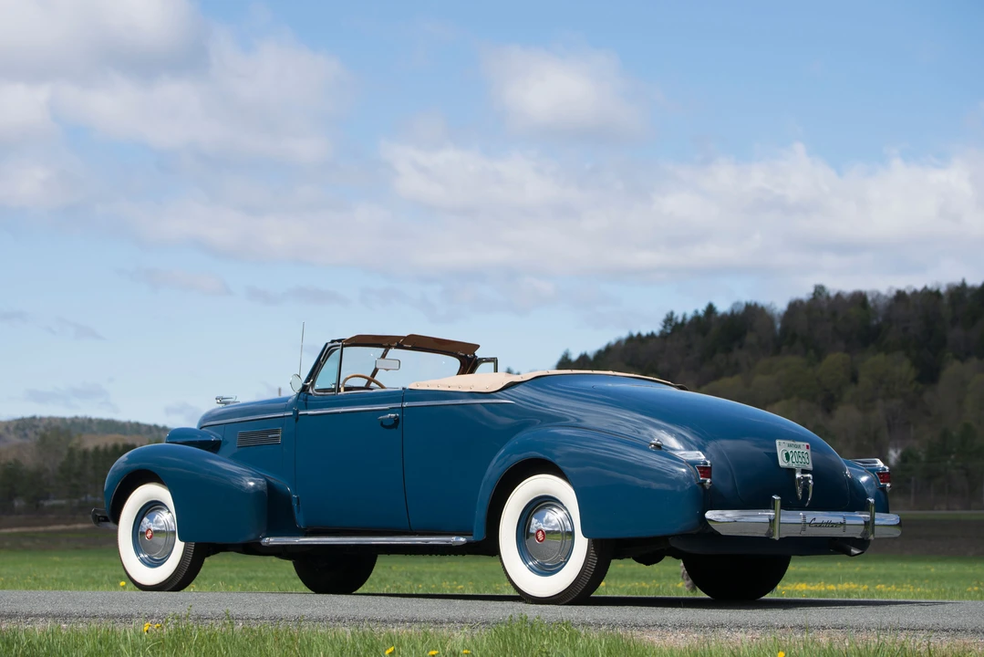2014 Cadillac Series 70 & 75 - Image 18 of 31
