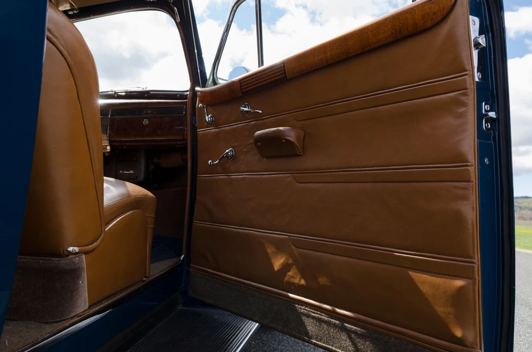 2014 Cadillac Series 70 & 75 - Image 3 of 31