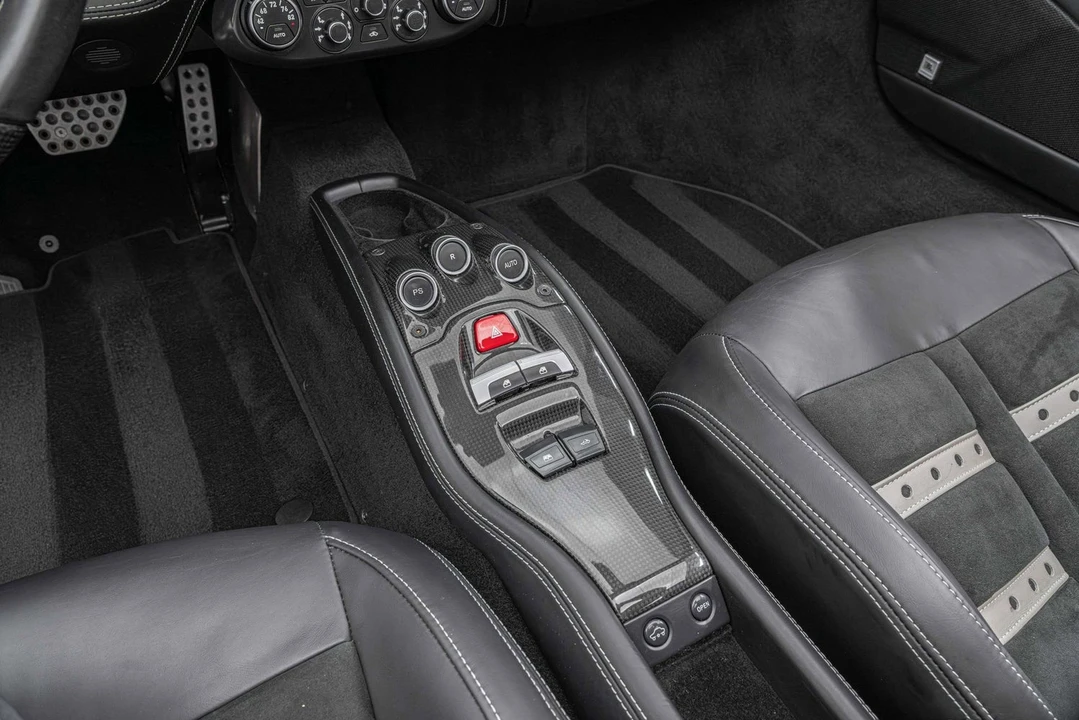 2014 Ferrari 458 Spider - Image 6 of 6