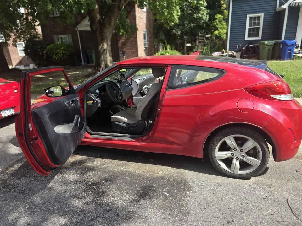 2014 Hyundai Veloster - Image 8 of 12