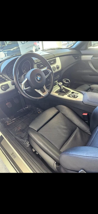 2014 BMW E89 Z4 Roadster - Image 5 of 18