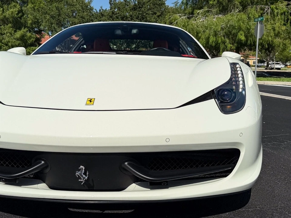 2014 Ferrari 458 Italia - Image 3 of 4