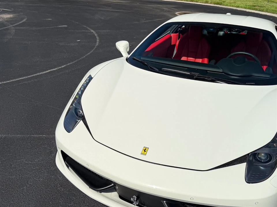 2014 Ferrari 458 Italia - Image 4 of 4
