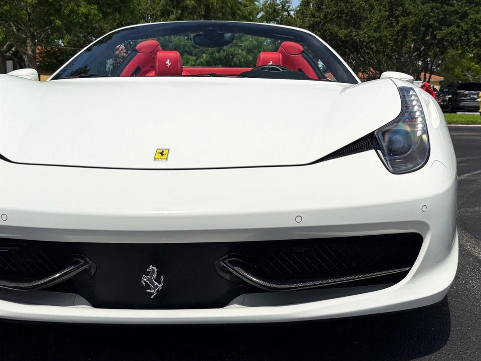 2014 Ferrari 458 Spider - Image 3 of 4