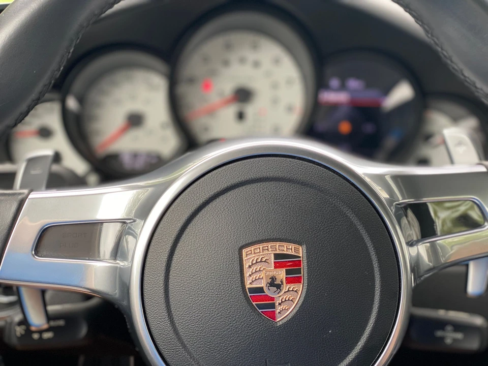 2014 Porsche 991 Carrera 4S - Image 13 of 17