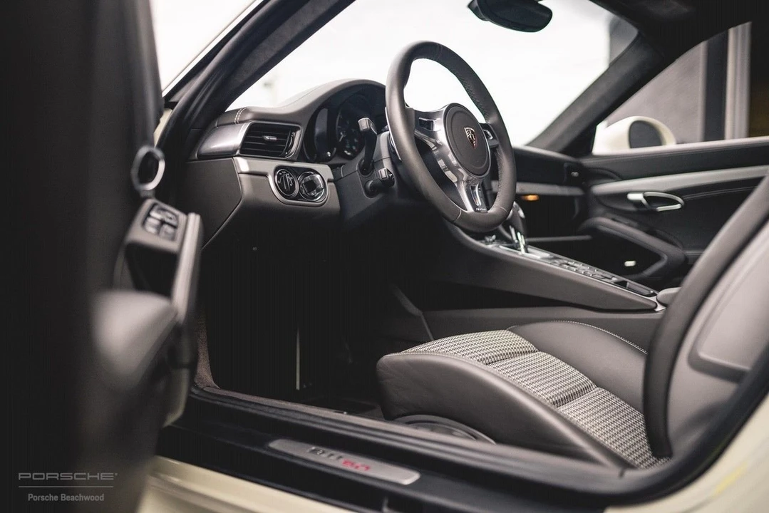 2014 Porsche 991 Carrera S - Image 11 of 14