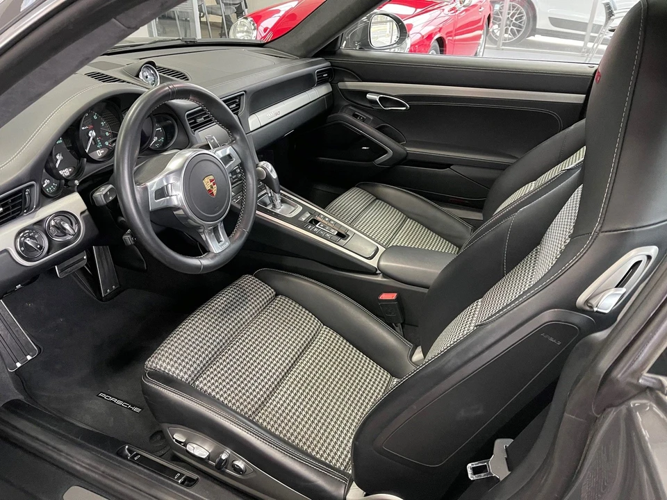 2014 Porsche 991 Carrera S - Image 8 of 10