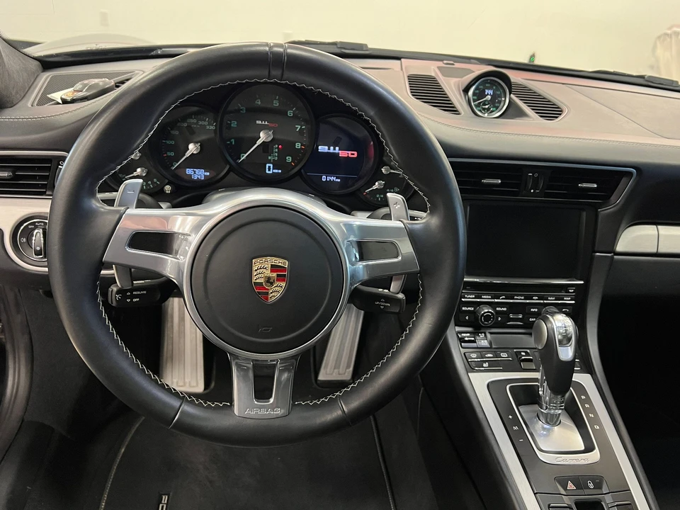 2014 Porsche 991 Carrera 4 - Image 14 of 31